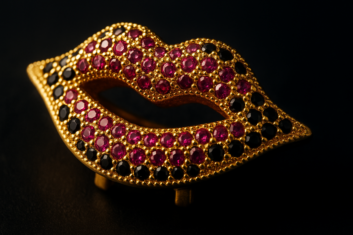 Kiss and Tell Charm