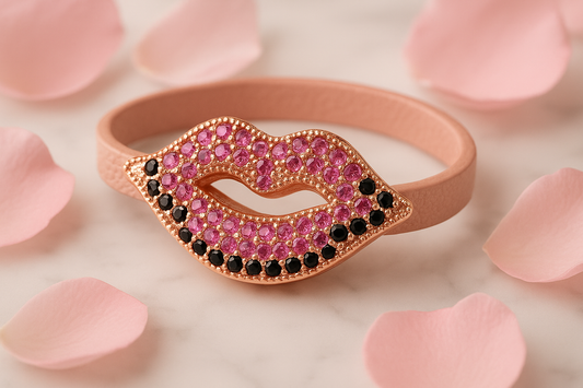 Kiss and Tell Charm